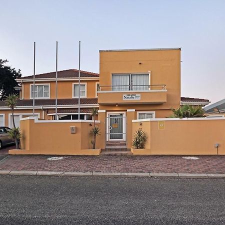 Natalie Guesthouse Bloubergstrand Exterior foto
